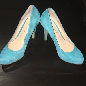 BCBGeneration Teal Heeled Pumps